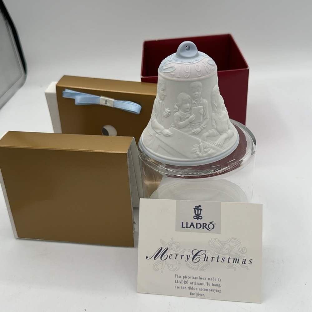 1998 Lladro Christmas Bell